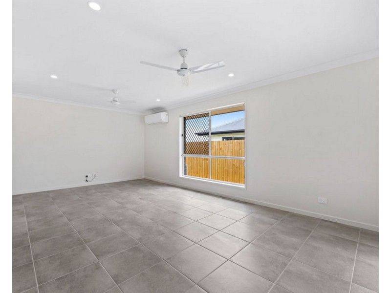 7 Merivale Court, Plainland QLD 4341