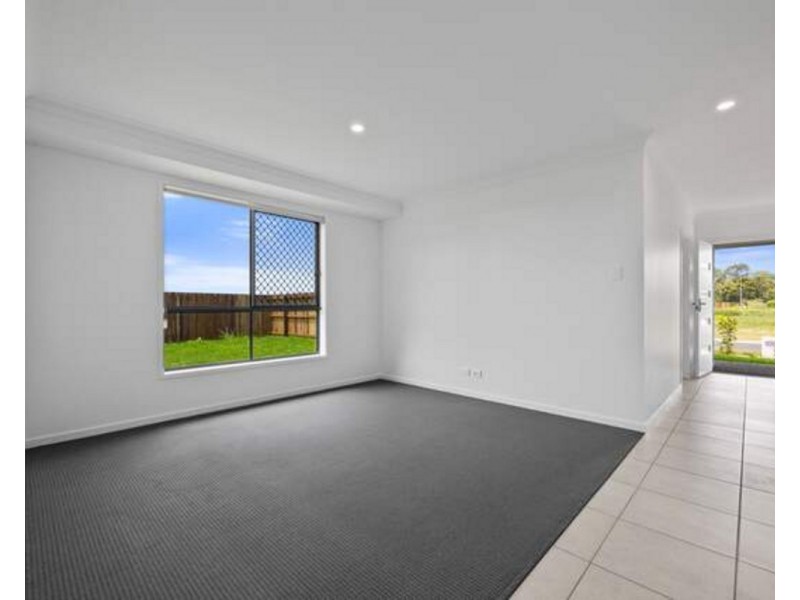 6 Abbeyfeale Circuit, Meringandan West QLD 4352