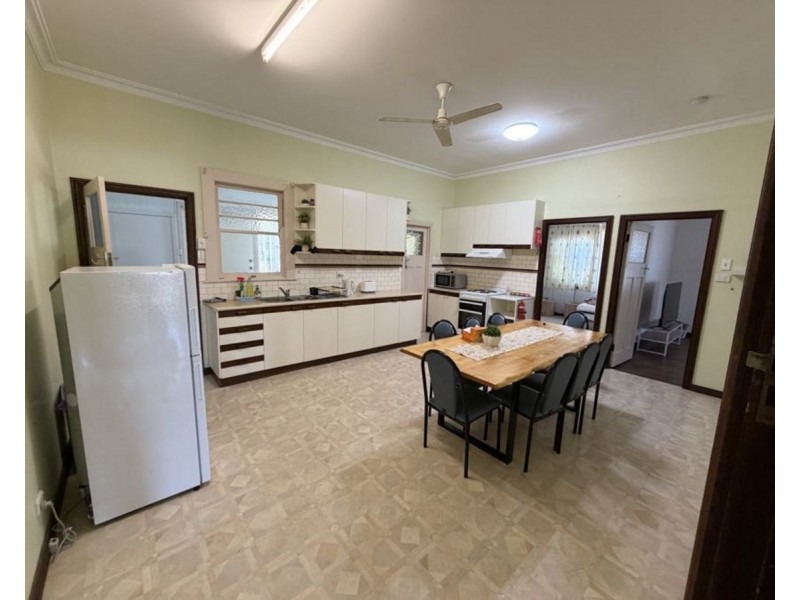 1/155 Cambooya Street, Drayton QLD 4350