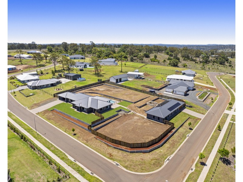 2 Drazen Place, Meringandan West QLD 4352