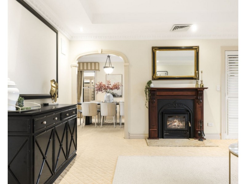 9 Montclair Close, Middle Ridge QLD 4350