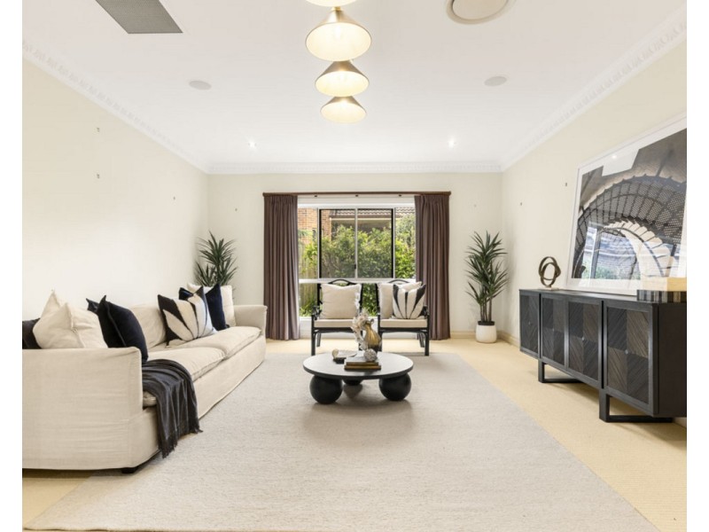 9 Montclair Close, Middle Ridge QLD 4350