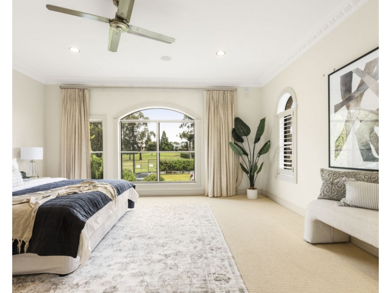 9 Montclair Close, Middle Ridge QLD 4350