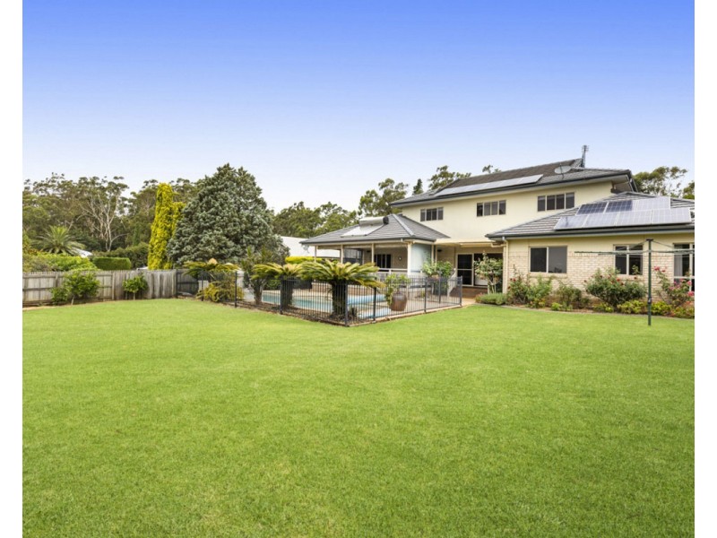 9 Montclair Close, Middle Ridge QLD 4350