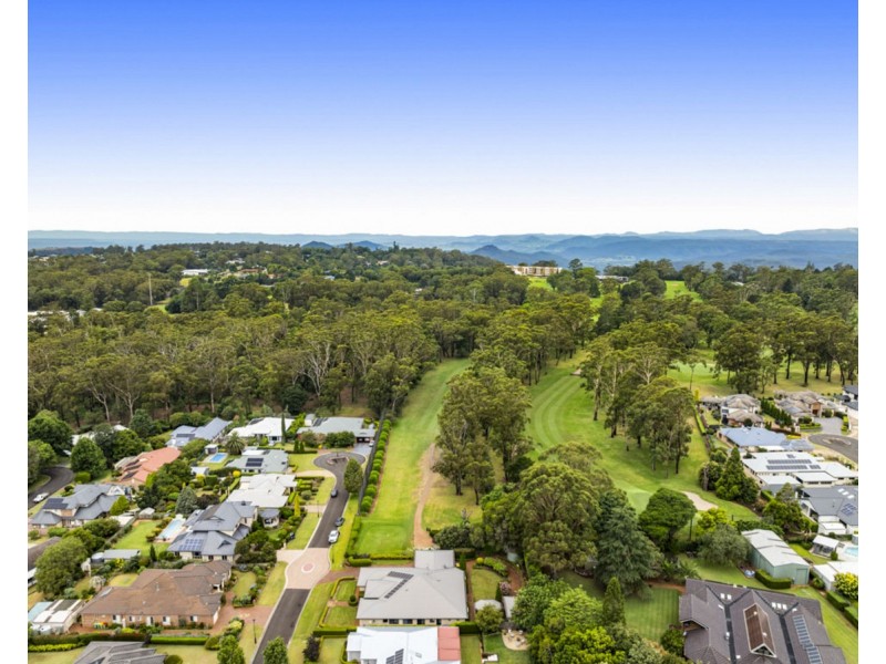 9 Montclair Close, Middle Ridge QLD 4350