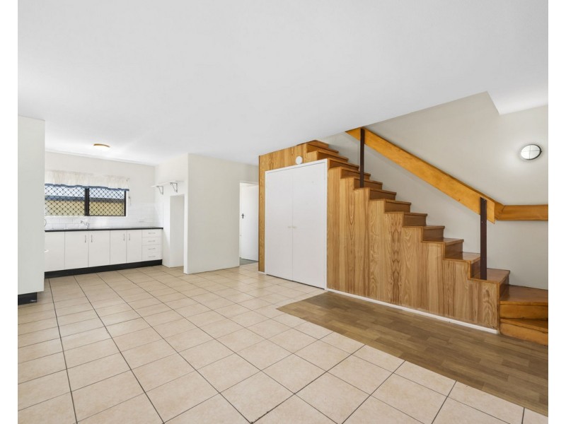 6/67 Taylor Street, Newtown QLD 4350