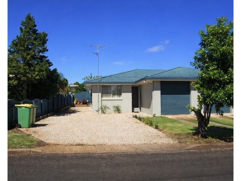 2/22 Noack Street, Harristown QLD 4350