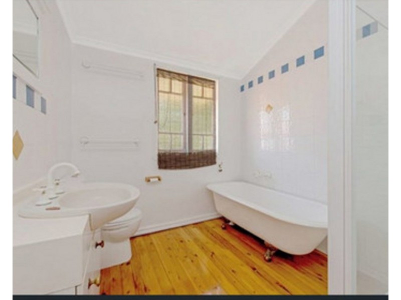 33 Grenier Street, Toowoomba City QLD 4350