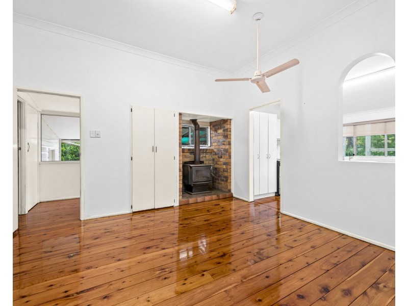 221 Gowrie Tilgonda Road, Gowrie Junction QLD 4352