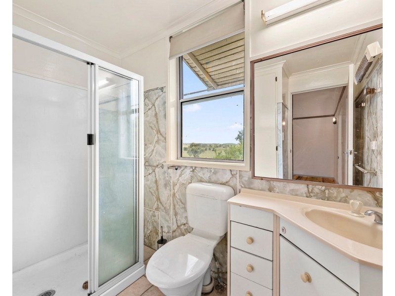 221 Gowrie Tilgonda Road, Gowrie Junction QLD 4352