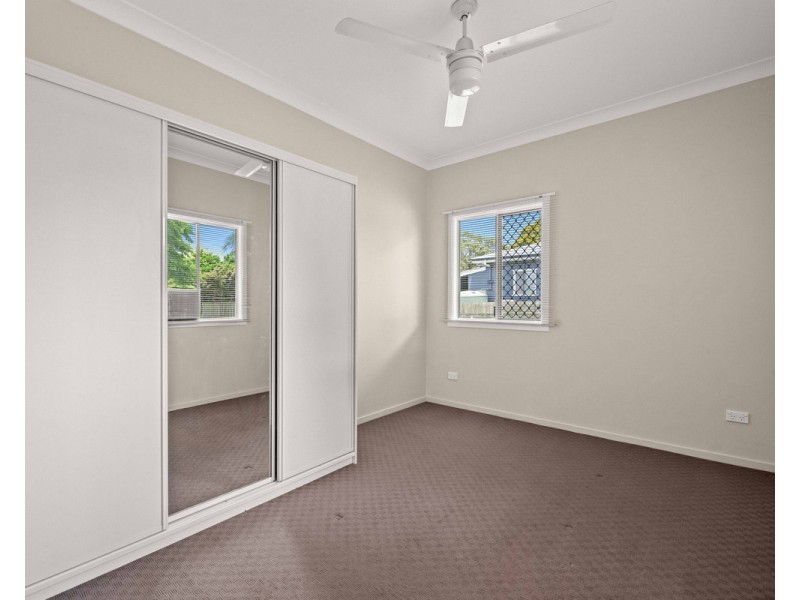 10 Tomkys Street, Rockville QLD 4350