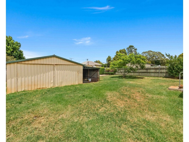 10 Tomkys Street, Rockville QLD 4350