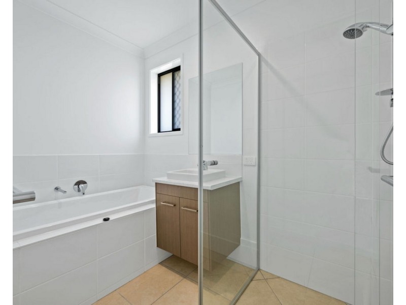 23 Bradley Street, Meringandan West QLD 4352