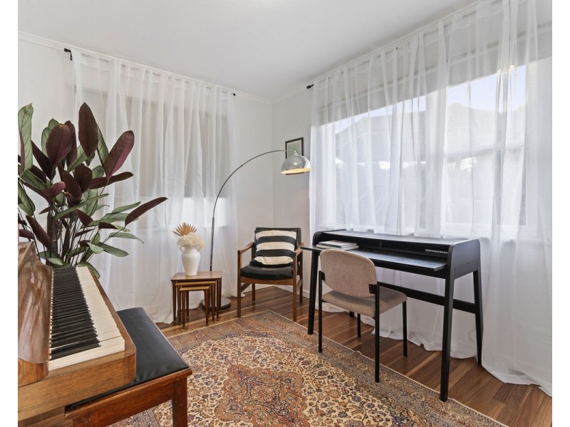 33 Merritt Street, Harristown QLD 4350