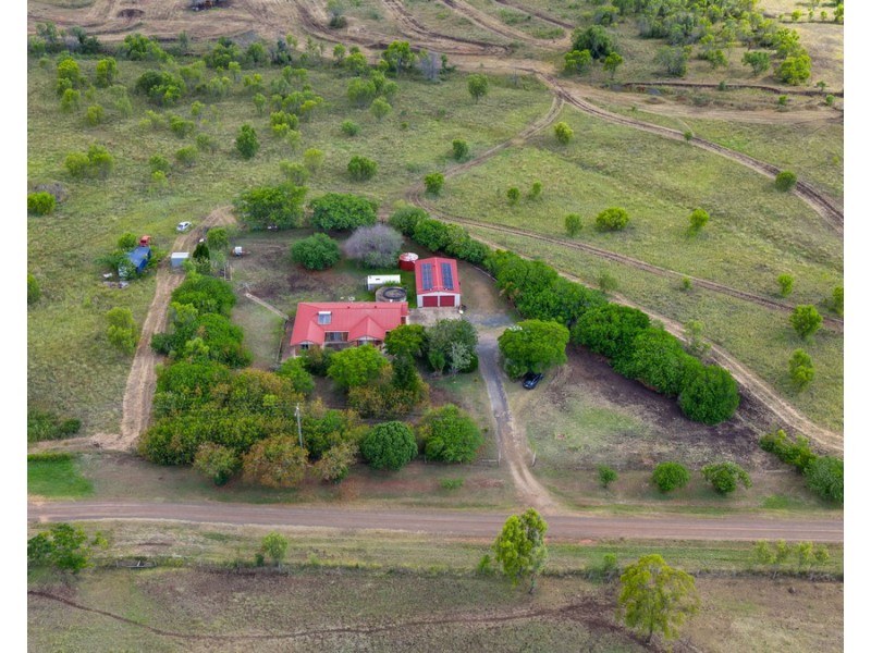 42 Cooks Road, Glencoe QLD 4352