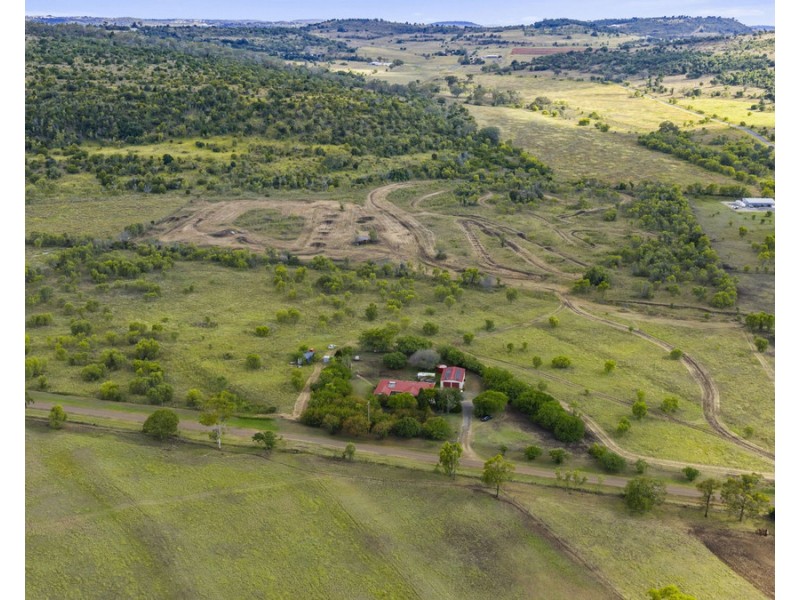 42 Cooks Road, Glencoe QLD 4352