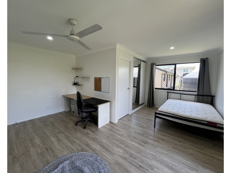 Room 2/9 Fielding Road, College View QLD 4343
