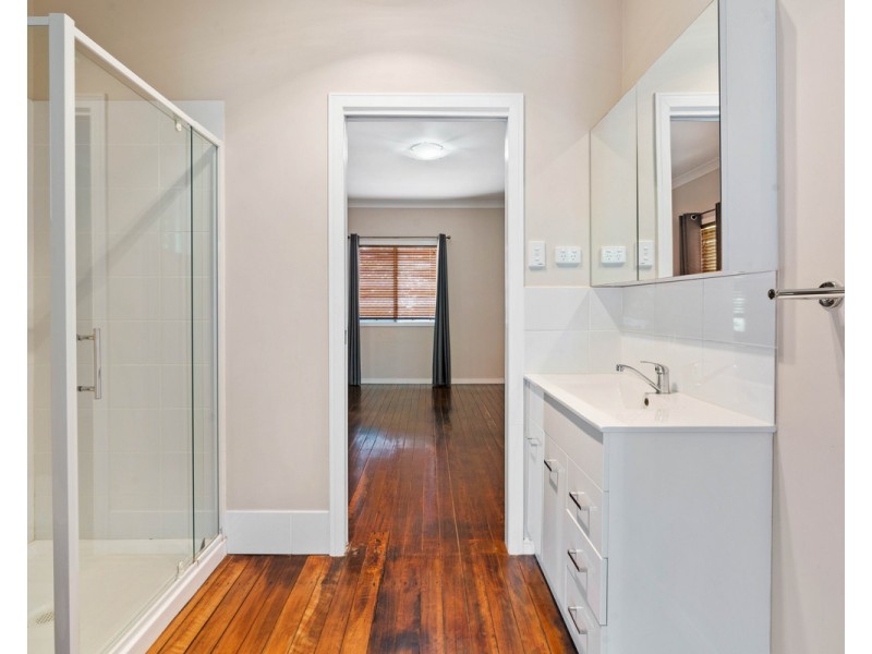 19 Perry Street, Harlaxton QLD 4350