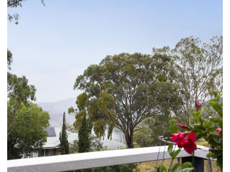 23 Traverston Court, Preston QLD 4352