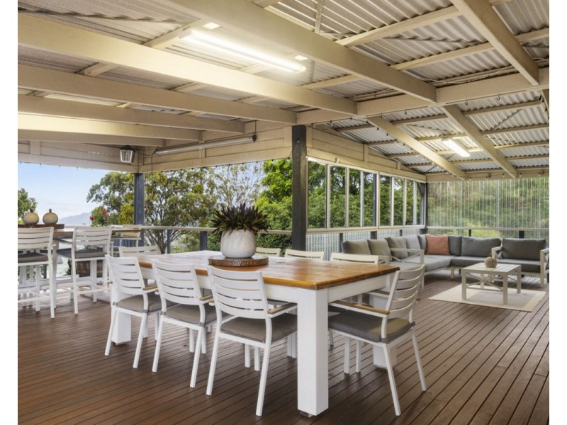 23 Traverston Court, Preston QLD 4352