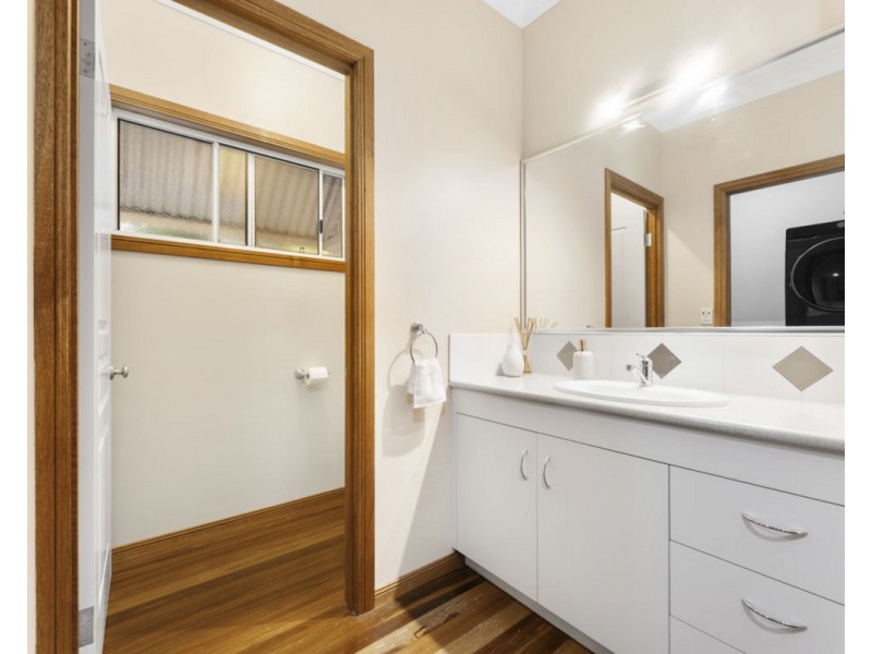 23 Traverston Court, Preston QLD 4352