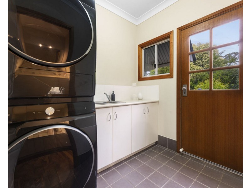 23 Traverston Court, Preston QLD 4352