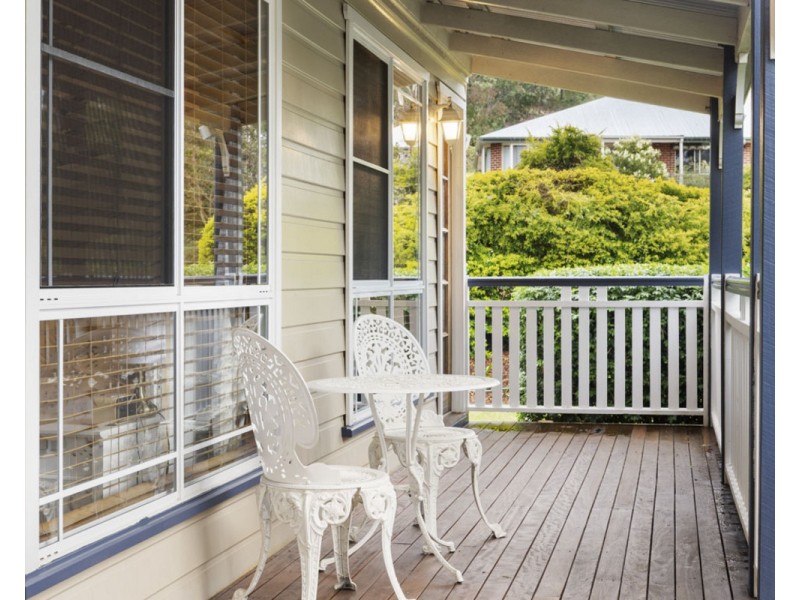 23 Traverston Court, Preston QLD 4352