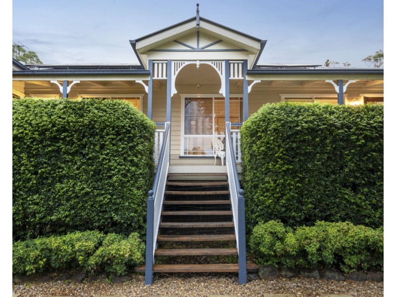 23 Traverston Court, Preston QLD 4352