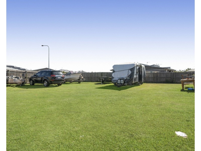 27 Magpie Drive, Cambooya QLD 4358