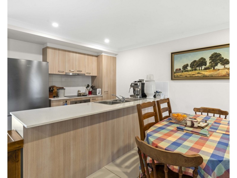 27 Magpie Drive, Cambooya QLD 4358