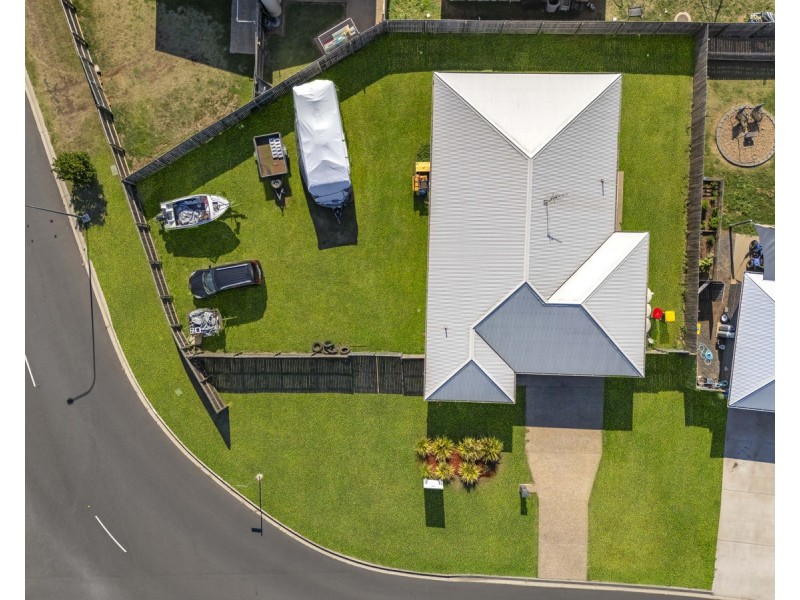 27 Magpie Drive, Cambooya QLD 4358