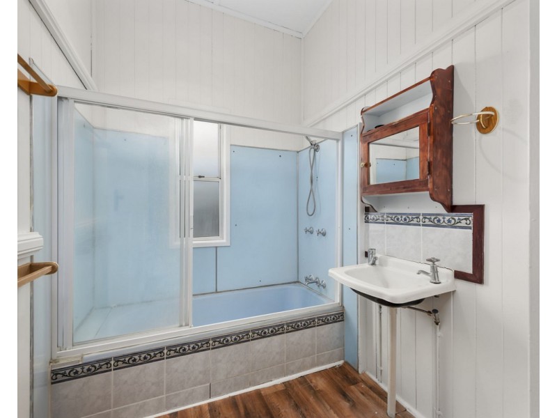 6 Tell Street, East Toowoomba QLD 4350