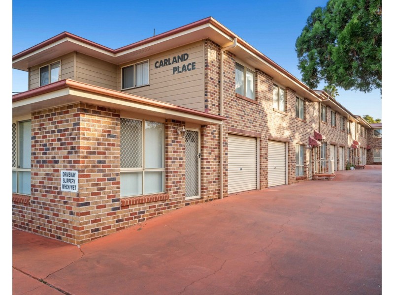 2/33 Helen Street, Newtown QLD 4350