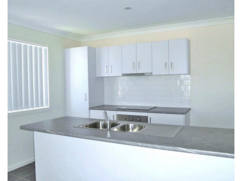 1/172 Handley Street, Darling Heights QLD 4350