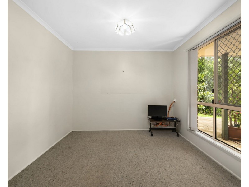 6 Kurrajong Street, Newtown QLD 4350