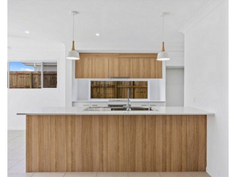 58 Banjo Street, Walloon QLD 4306