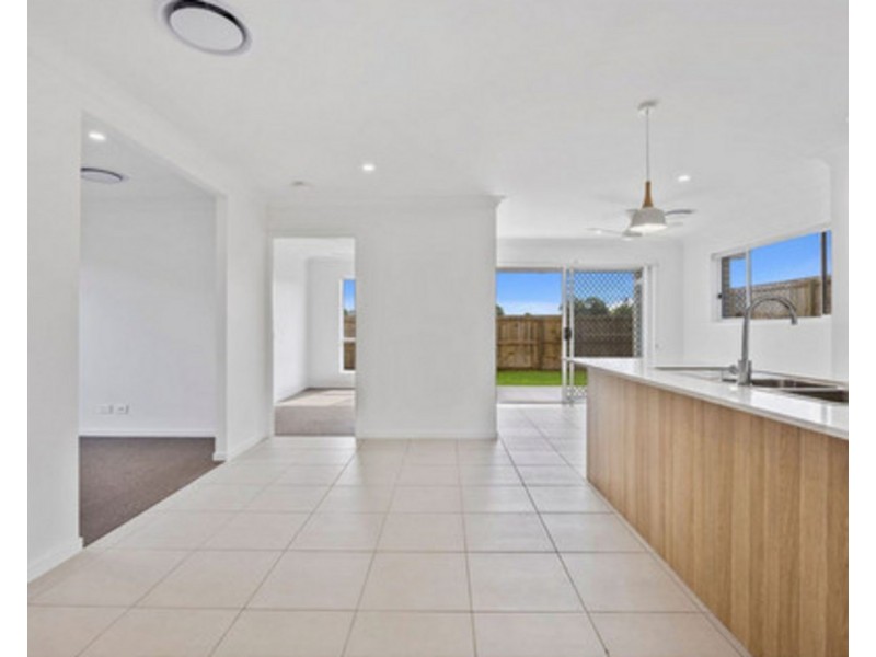 58 Banjo Street, Walloon QLD 4306