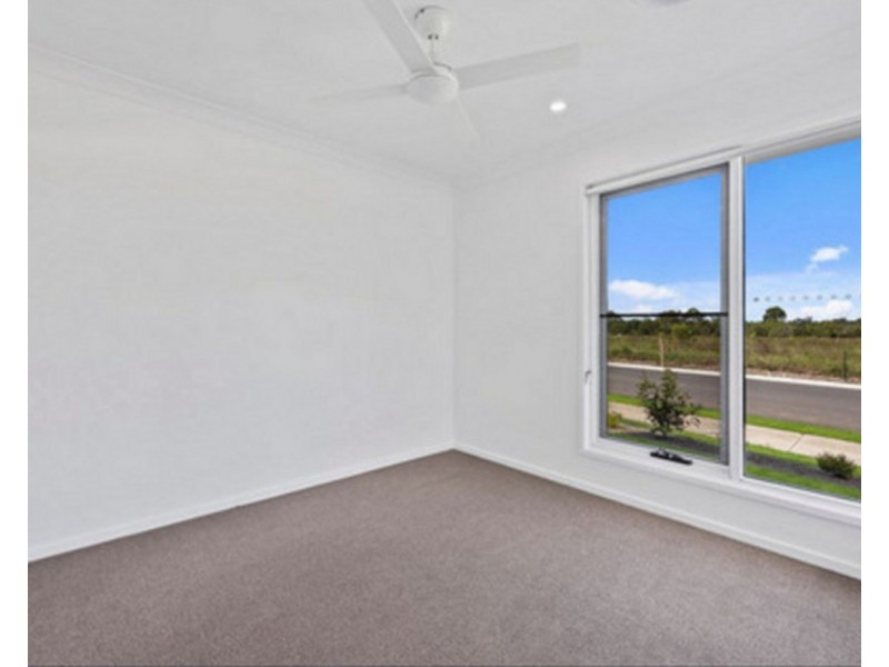 58 Banjo Street, Walloon QLD 4306