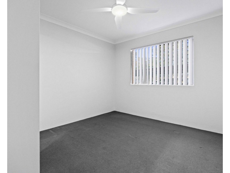 1/277a James Street, Newtown QLD 4350