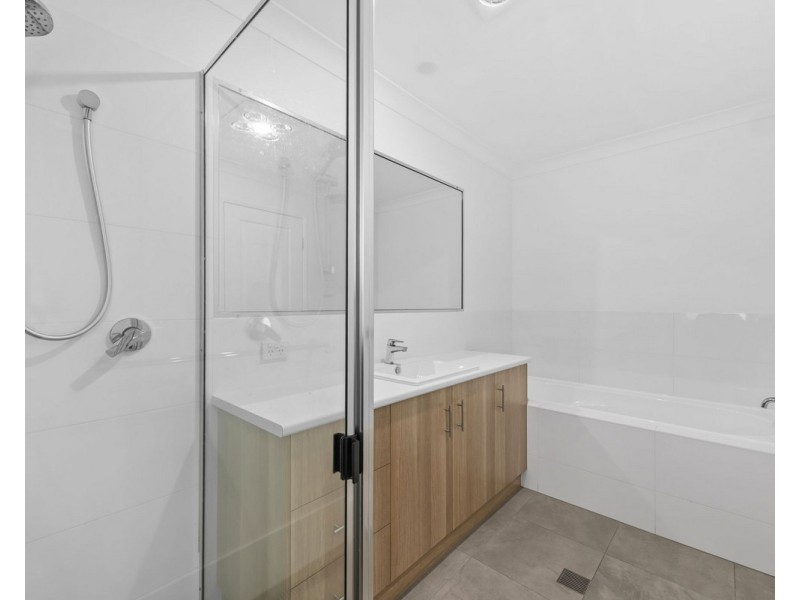 13 Surita Street, Cotswold Hills QLD 4350