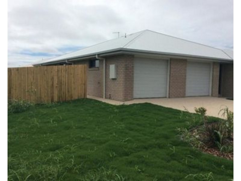 2/4 Corack Avenue, Cambooya QLD 4358