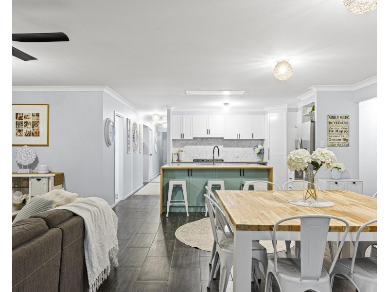 15 Colonial Drive, Gowrie Junction QLD 4352