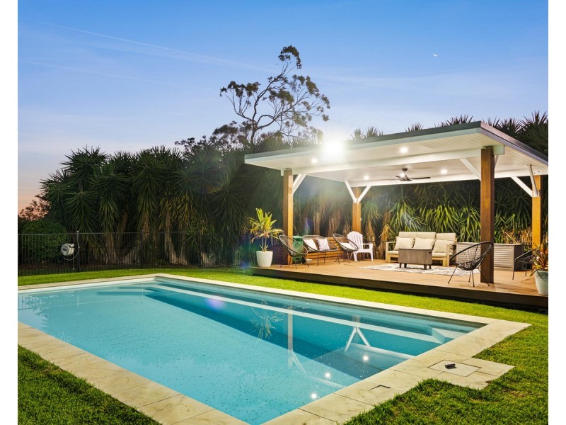 15 Colonial Drive, Gowrie Junction QLD 4352