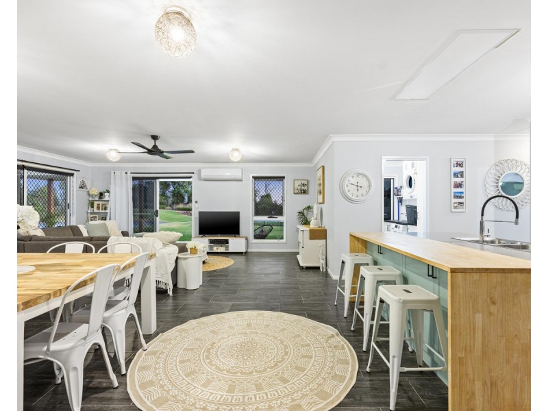 15 Colonial Drive, Gowrie Junction QLD 4352