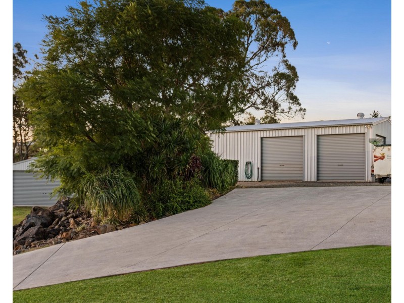 15 Colonial Drive, Gowrie Junction QLD 4352