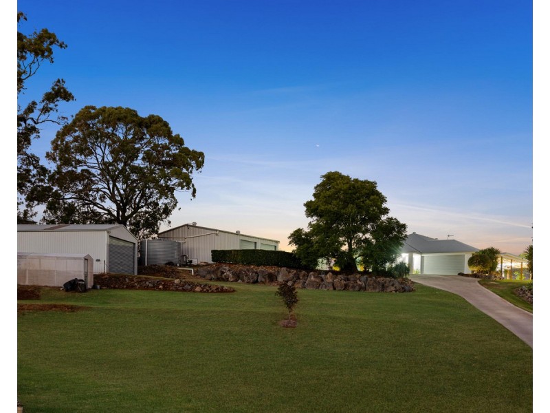 15 Colonial Drive, Gowrie Junction QLD 4352