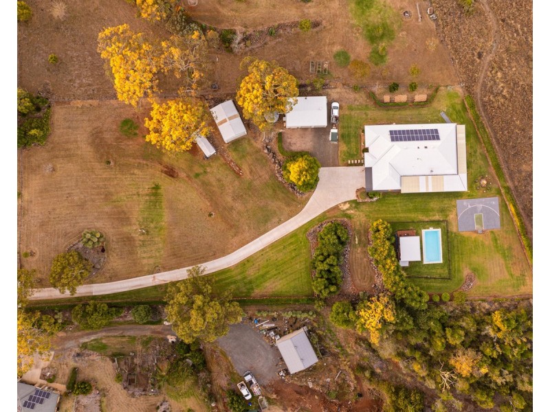 15 Colonial Drive, Gowrie Junction QLD 4352