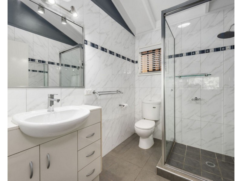 87 Glencoe Road, Withcott QLD 4352
