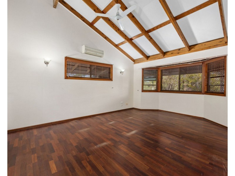 87 Glencoe Road, Withcott QLD 4352