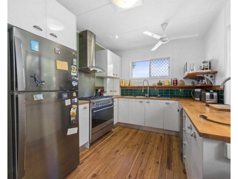 35 Tara Street, Wilsonton QLD 4350